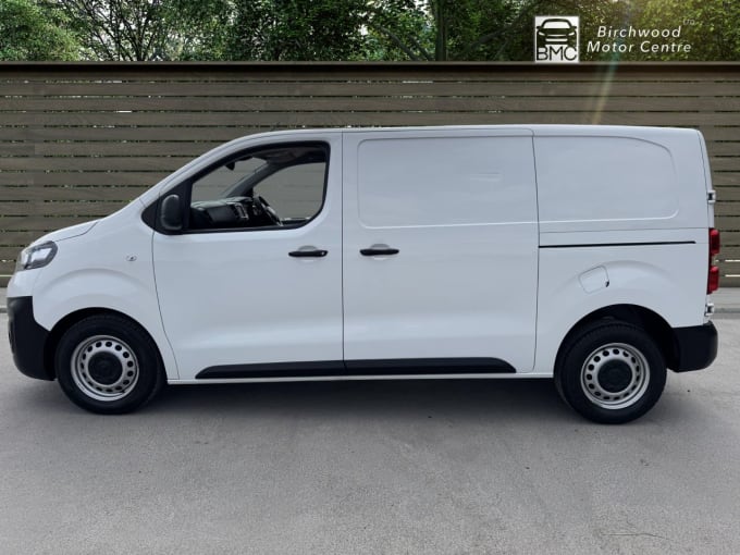 2025 Vauxhall Vivaro