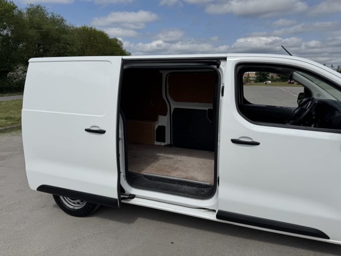 2025 Vauxhall Vivaro