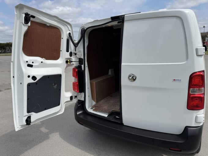 2025 Vauxhall Vivaro
