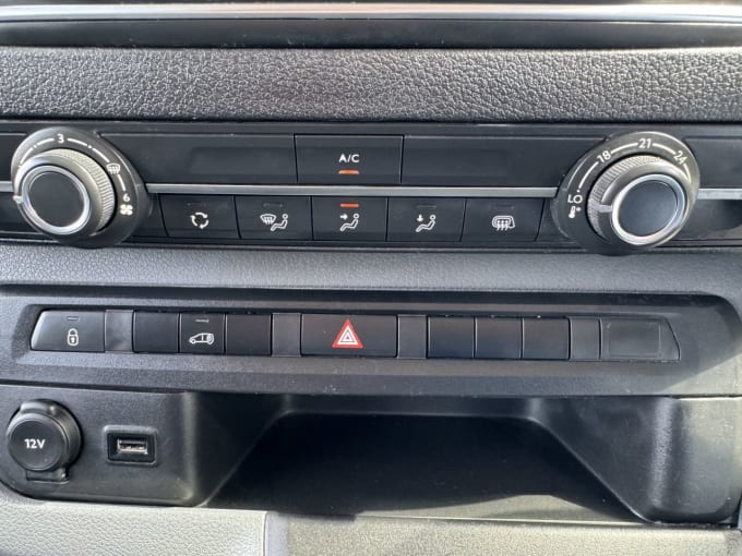 2025 Vauxhall Vivaro