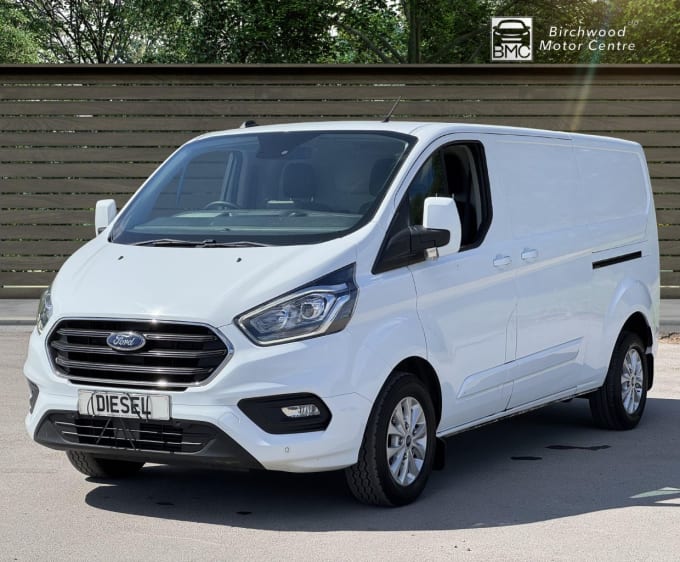 2025 Ford Transit Custom
