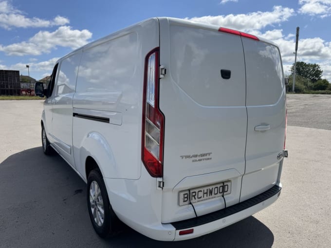 2025 Ford Transit Custom