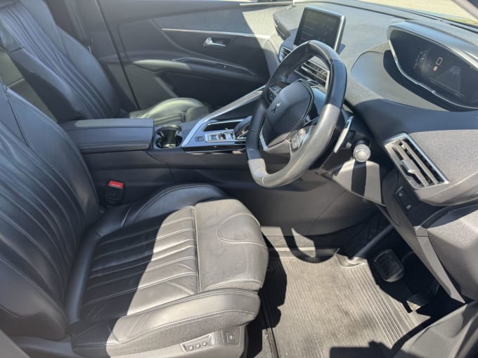 2025 Peugeot 3008