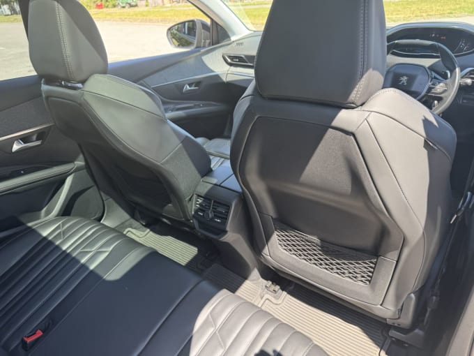 2025 Peugeot 3008