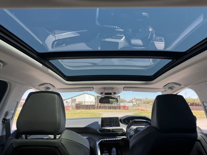 2025 Peugeot 3008
