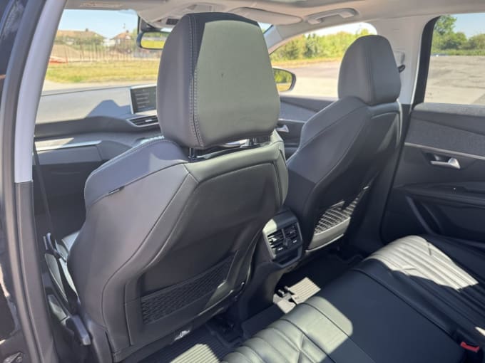 2025 Peugeot 3008