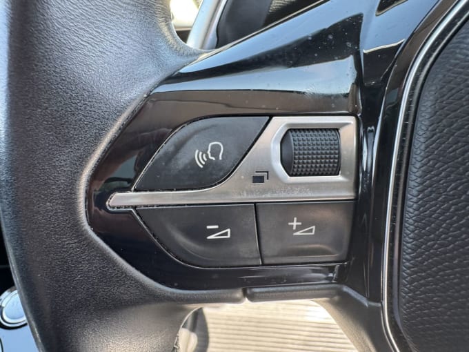 2025 Peugeot 3008