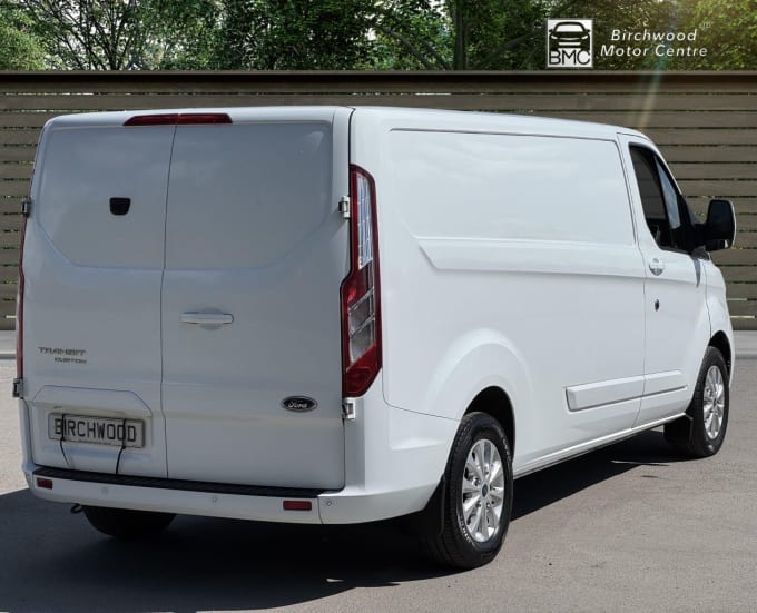 2025 Ford Transit Custom