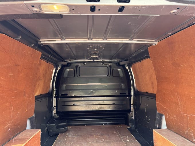 2025 Vauxhall Vivaro