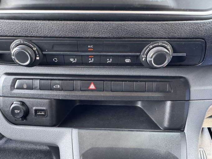 2025 Vauxhall Vivaro