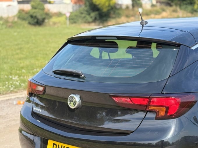 2025 Vauxhall Astra
