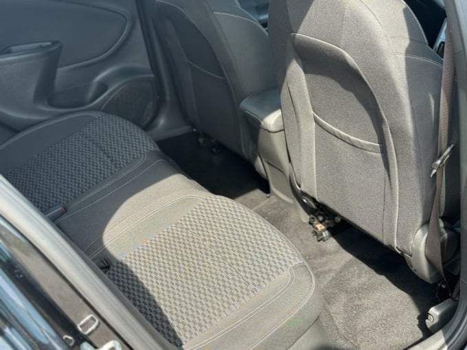 2025 Vauxhall Astra