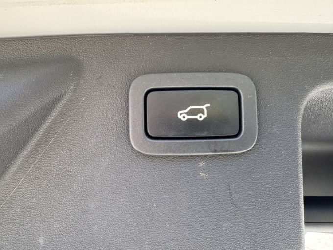 2025 Land Rover Discovery Sport