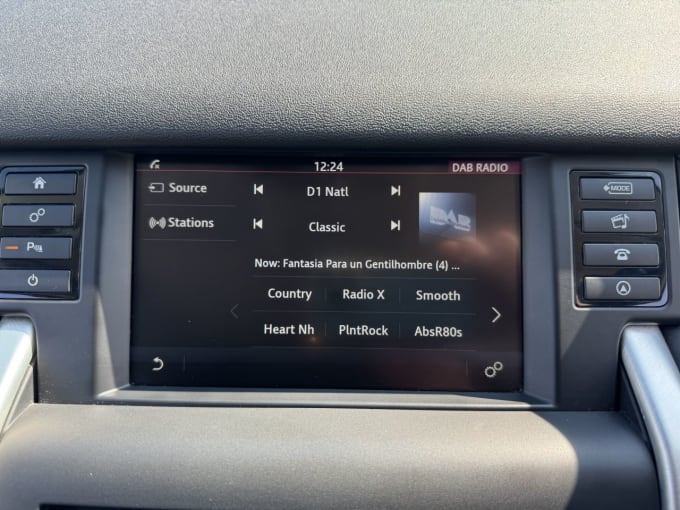 2025 Land Rover Discovery Sport