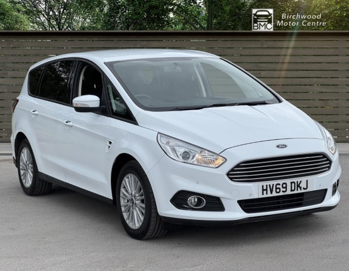2025 Ford S-max