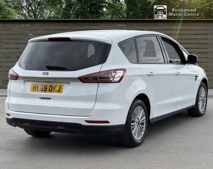 2025 Ford S-max