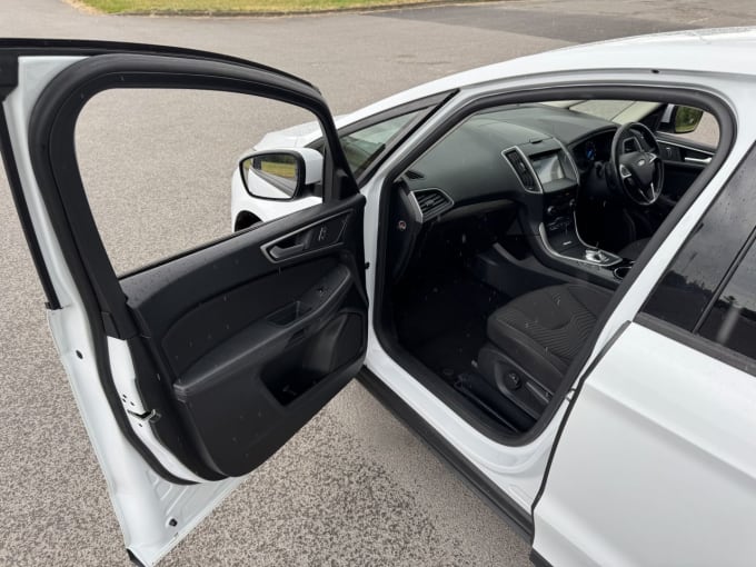 2025 Ford S-max