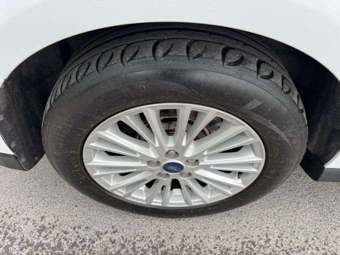 2025 Ford S-max