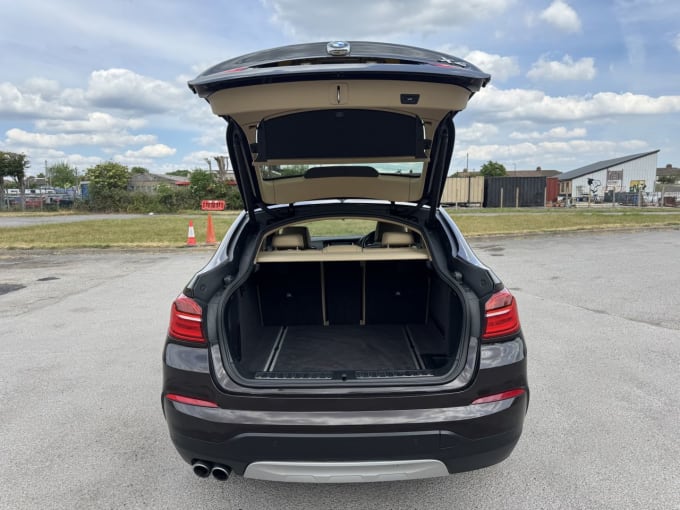 2025 BMW X4