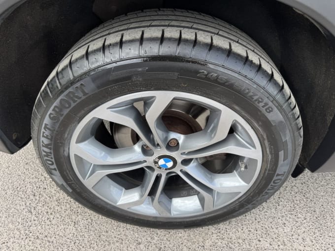 2025 BMW X4