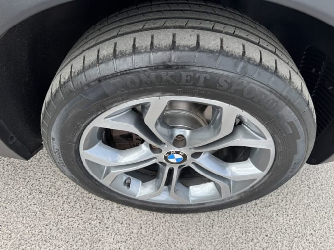 2025 BMW X4