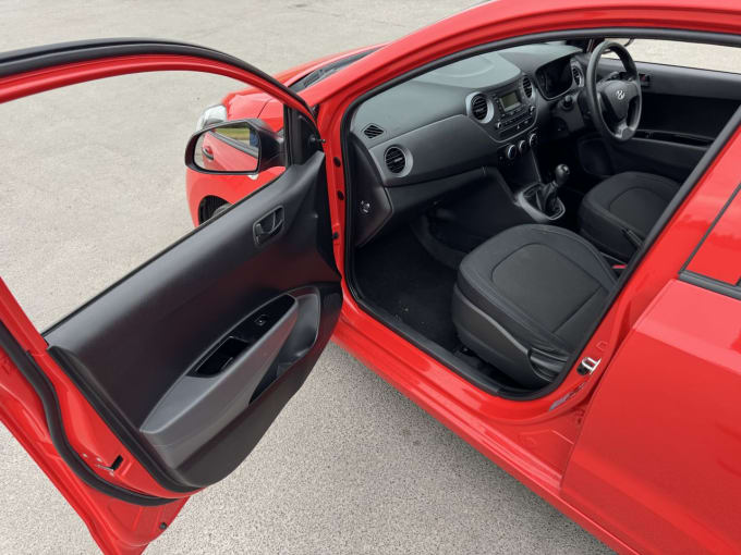 2025 Hyundai I10