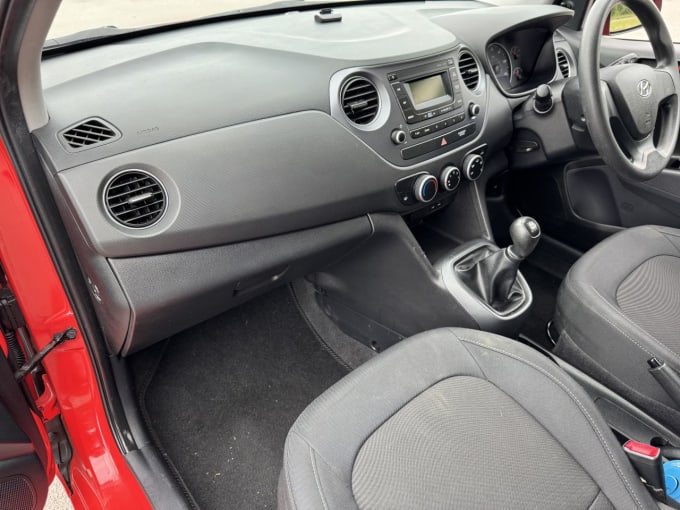 2025 Hyundai I10