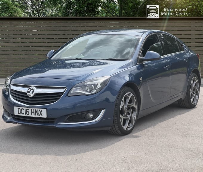 2025 Vauxhall Insignia