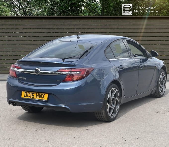 2025 Vauxhall Insignia