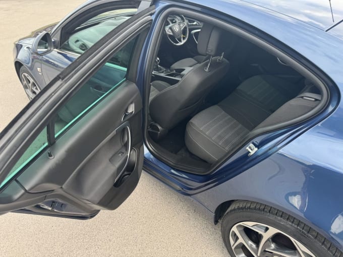 2025 Vauxhall Insignia