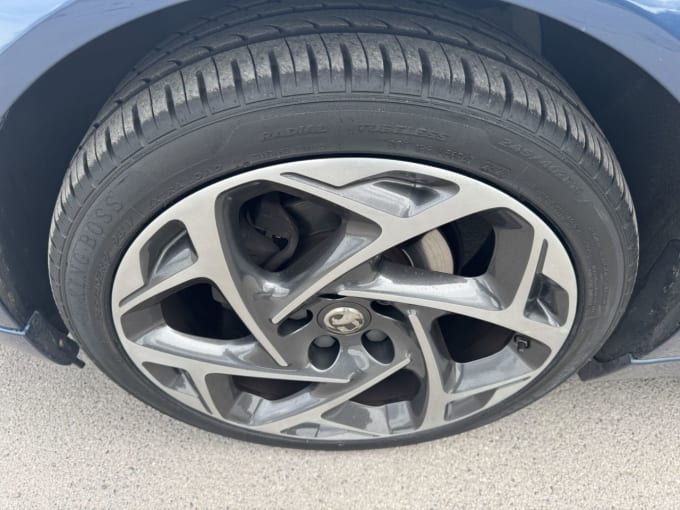 2025 Vauxhall Insignia