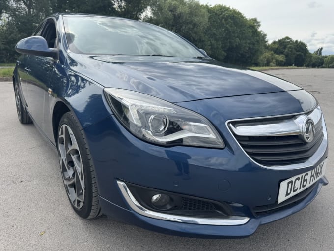 2025 Vauxhall Insignia