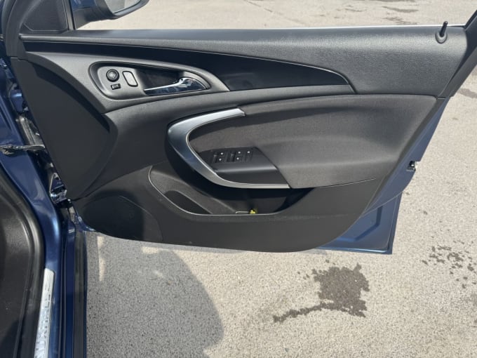 2025 Vauxhall Insignia