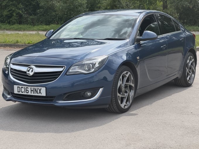 2025 Vauxhall Insignia