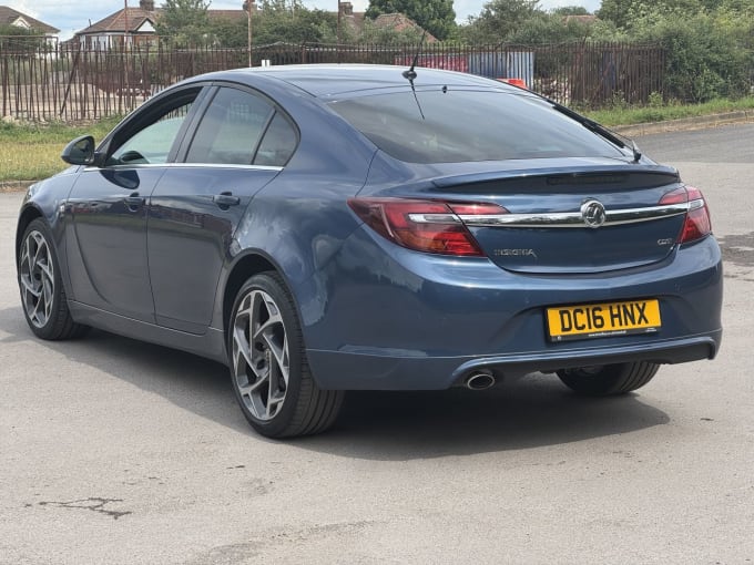 2025 Vauxhall Insignia