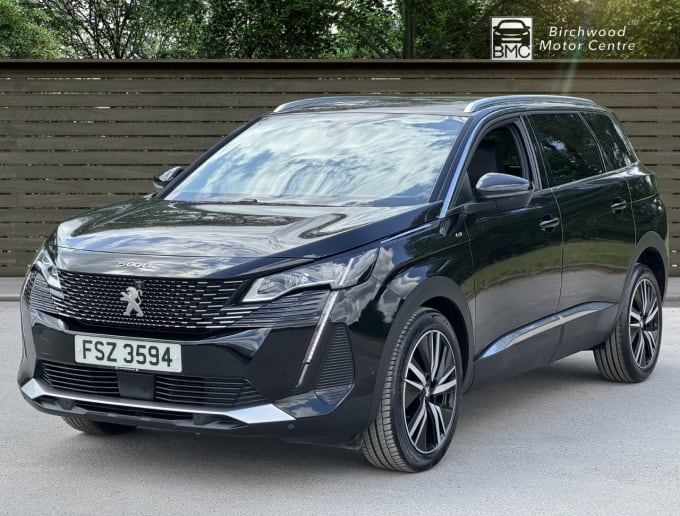 2025 Peugeot 5008