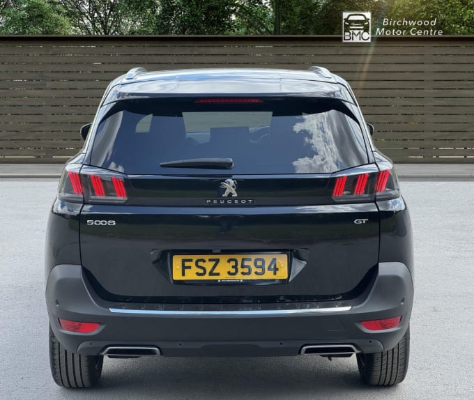 2025 Peugeot 5008
