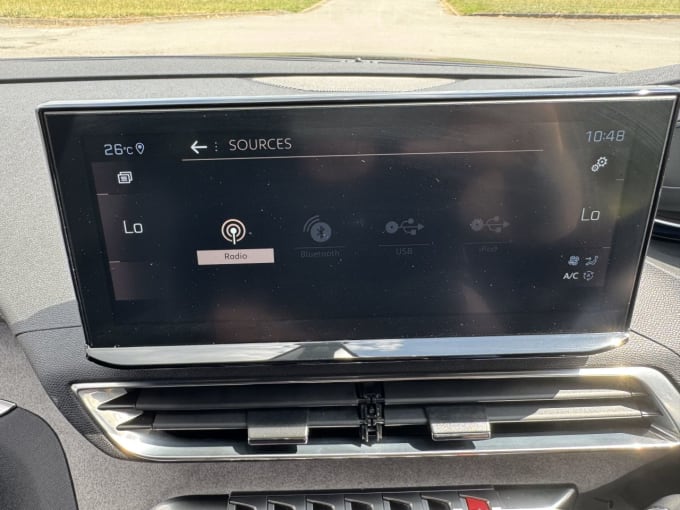 2025 Peugeot 5008