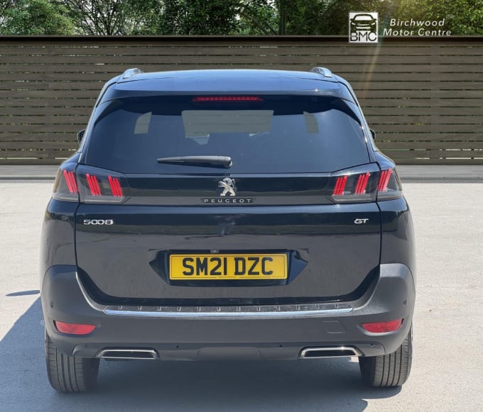 2025 Peugeot 5008