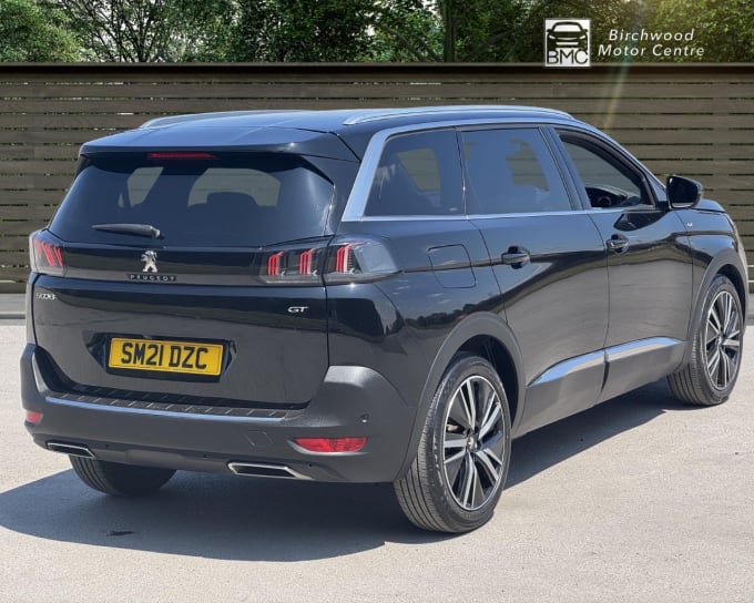 2025 Peugeot 5008