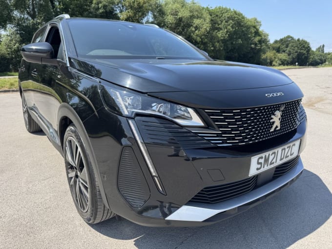 2025 Peugeot 5008