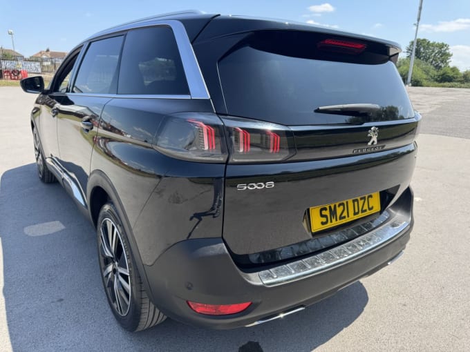 2025 Peugeot 5008