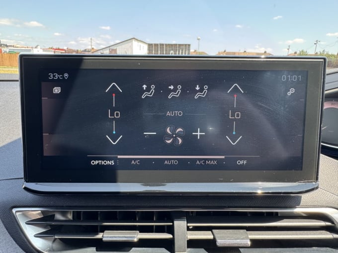 2025 Peugeot 5008
