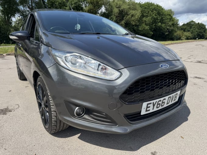 2025 Ford Fiesta