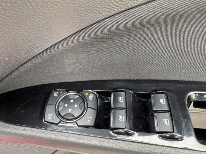 2025 Ford Mondeo