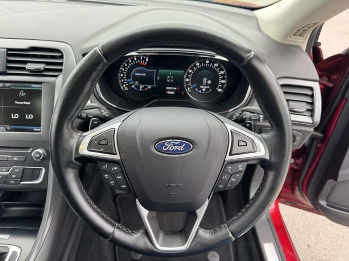 2025 Ford Mondeo