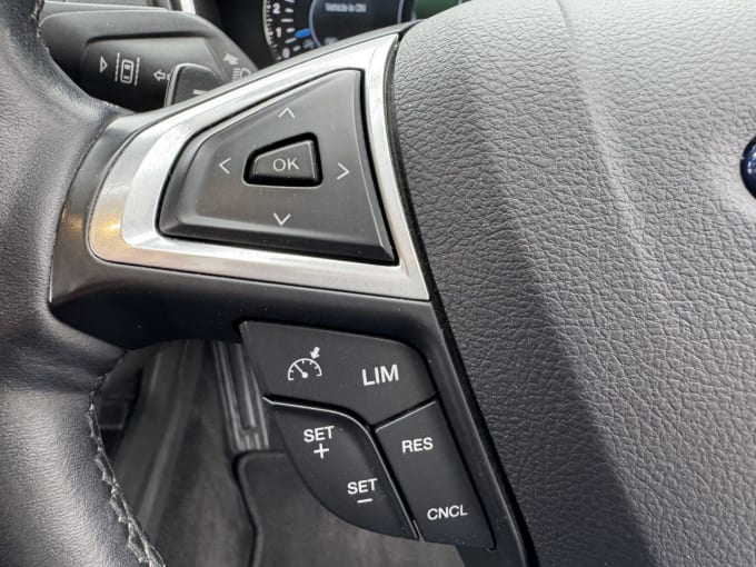 2025 Ford Mondeo