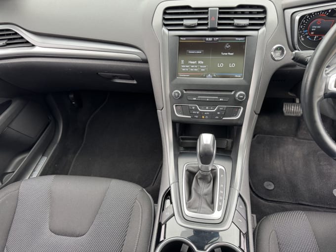 2025 Ford Mondeo