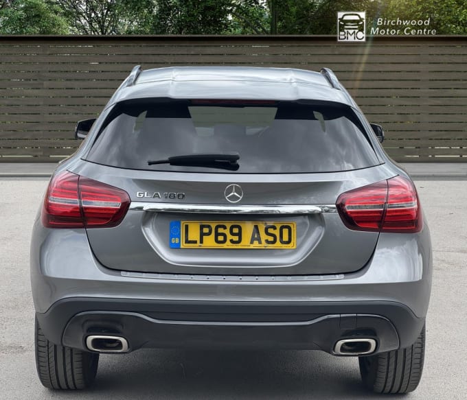 2025 Mercedes-benz 180