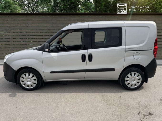 2025 Vauxhall Combo